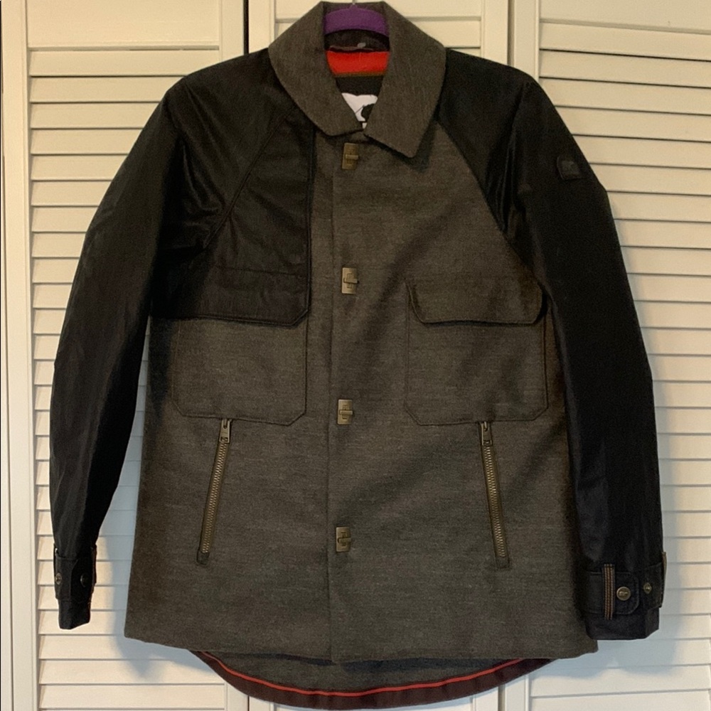 SOREL Women’s Black and Olive Gray Jacket